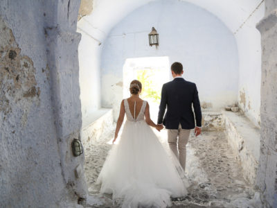 Wedding photographer at Santorini, Mykonos, Thessaloniki, Athens, Chalkidiki, Crete, Monemvasia, Greece, wedding inspiration, anniversary, engagement, elopement photographer in Greece, destination wedding photographer, photo tour Santorini